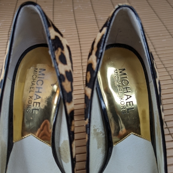 Michael Kors women's sz 7B platform 4" heels. Calf hair Leopard print pumps. 315 - Picture 7 of 10